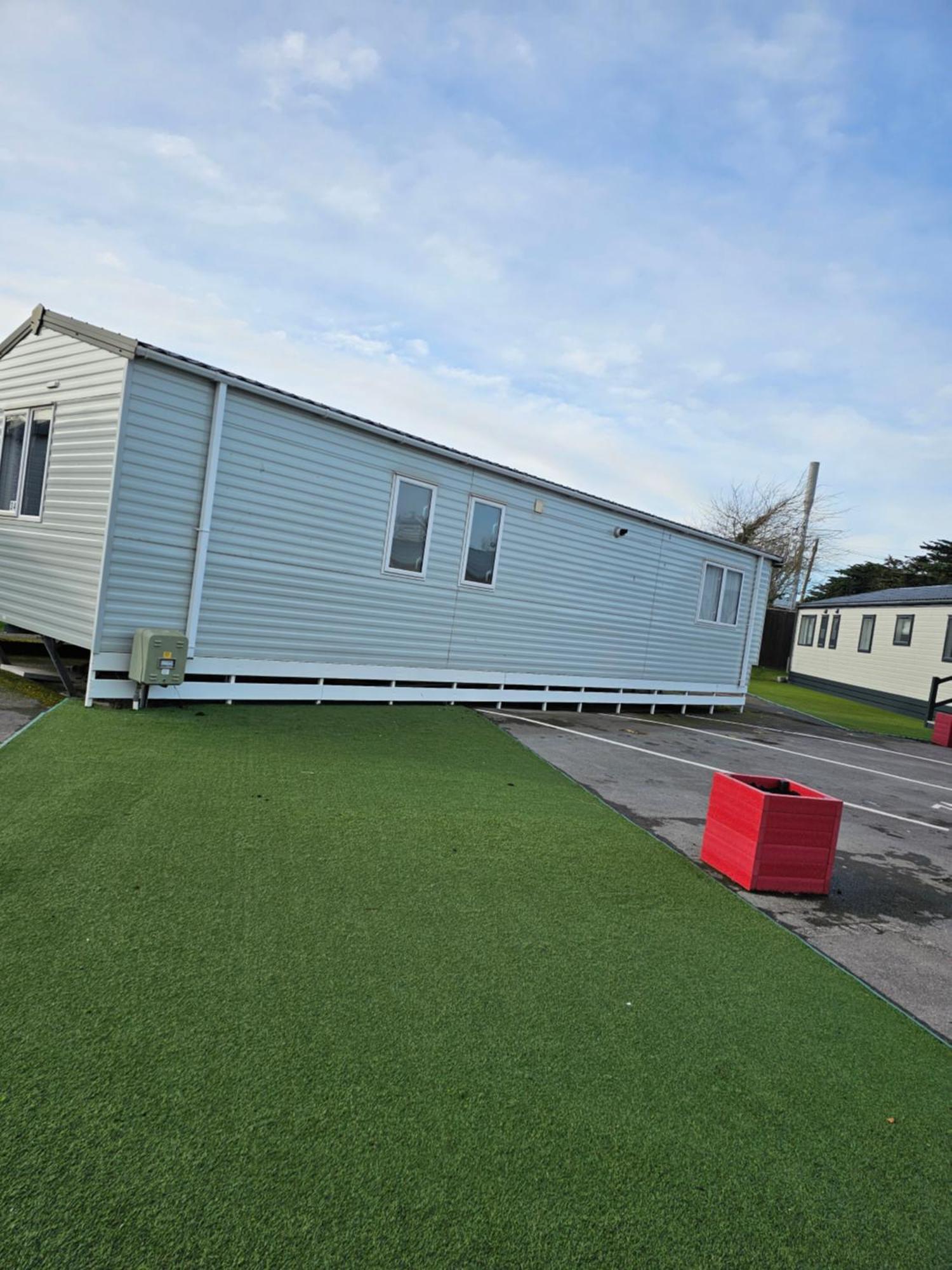 34 Leisure Park Unity 6 Berth Passes Optional No Pets Chalet *